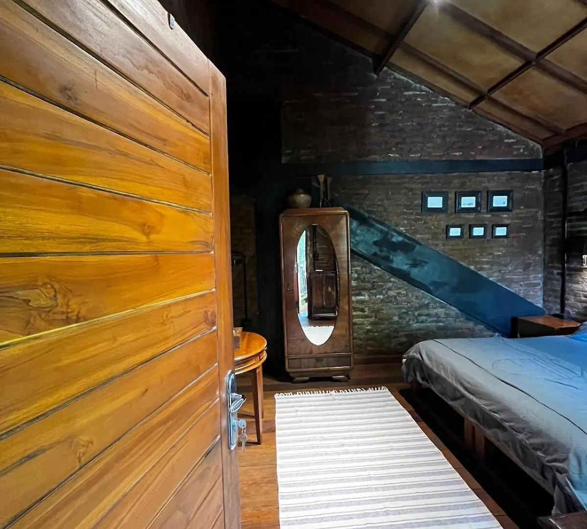1 Bedroom Cozy Apartment In Center Of Seminyak Indonesien
